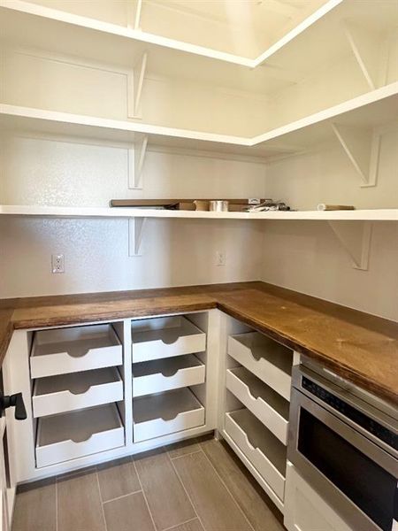 Image 33 of a home in .