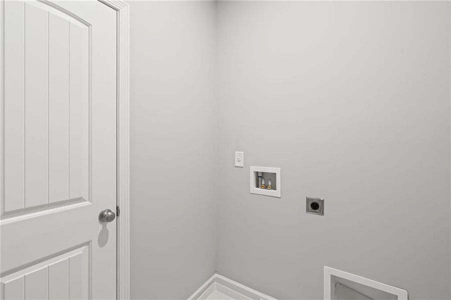 Spacious, unfurnished interior of a new home in Villas at Gold Creek, Dawsonville (Image 10).