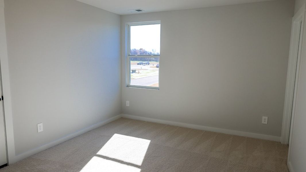 Representative unfurnished interior of a home built from the TISDALE by D.R. Horton in Harvest Point, Spring Hill (Image 47).