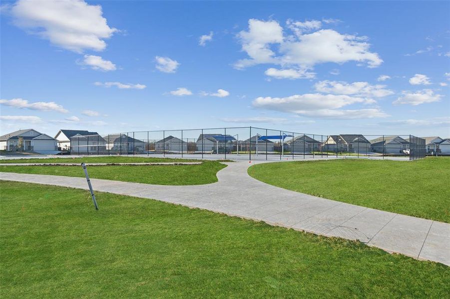 Community amenities in Foree Ranch: Wellton Collection, Providence Village (Image 24). Community amenities in Foree Ranch: Wellton Collection, Providence Village (Image 24).