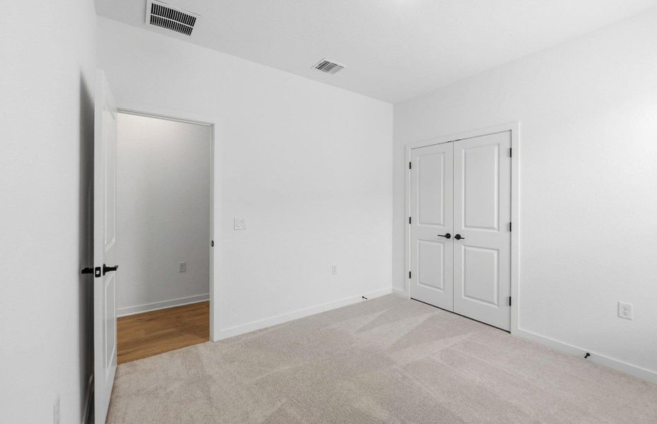 Spacious, unfurnished interior of a new home in Cameron Place, Austin (Image 16).