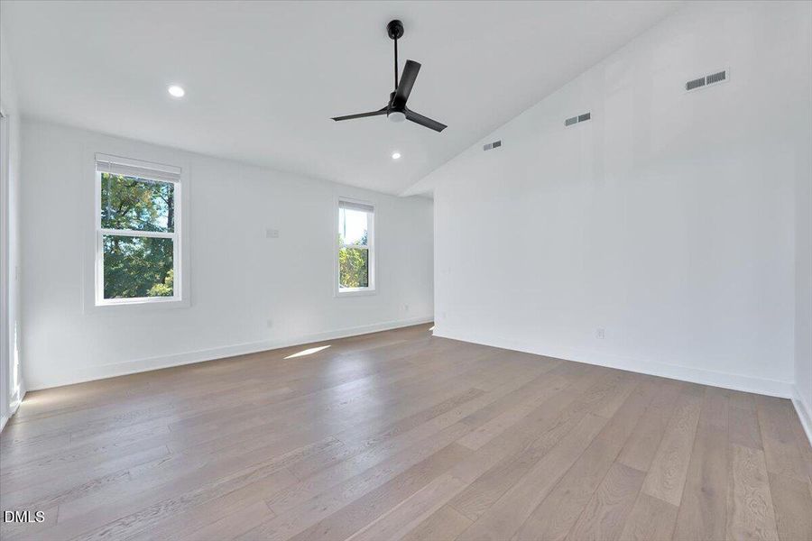 29-732 Hopkins St-29