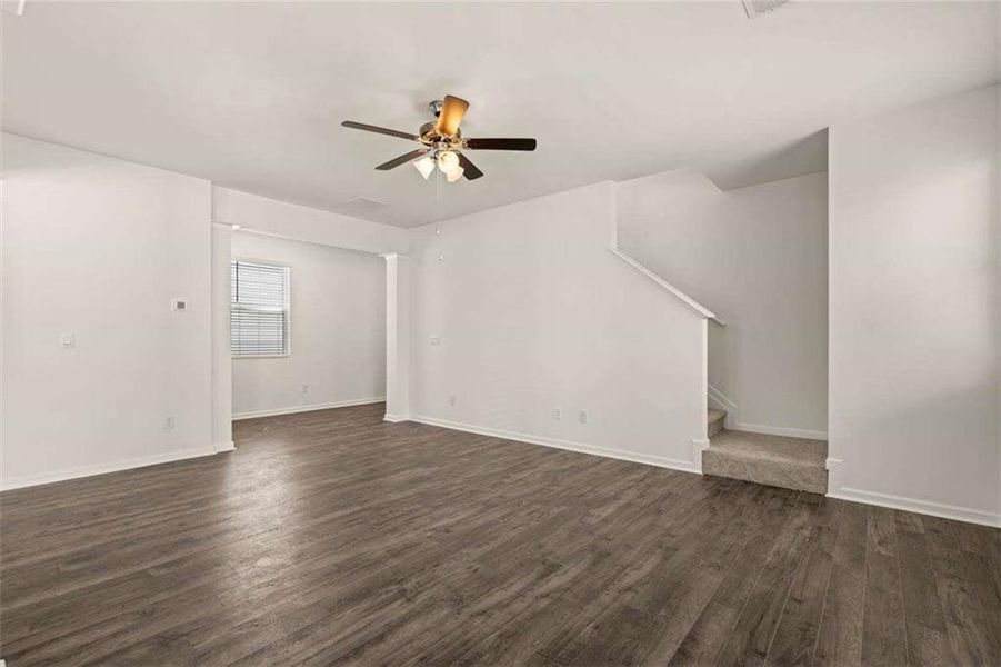 Spacious, unfurnished interior of a new home in Oakchase at Hampton, Hampton (Image 23).