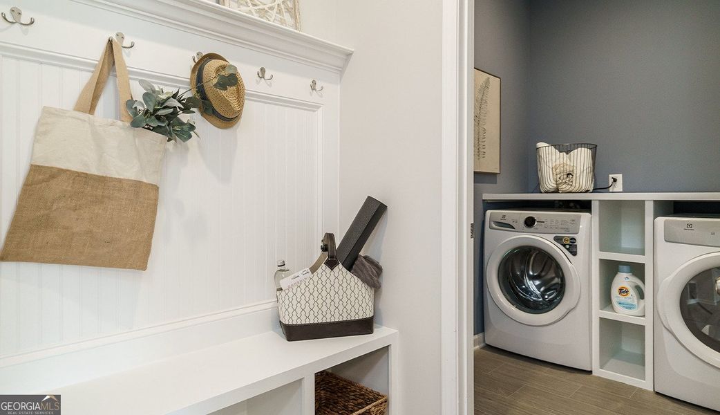 Close-up of interior finishes inside a home in Cobblestone Crossing, Warner Robins (Image 17).