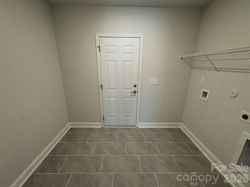Spacious, unfurnished interior of a new home in Lauren Pines, York (Image 18).