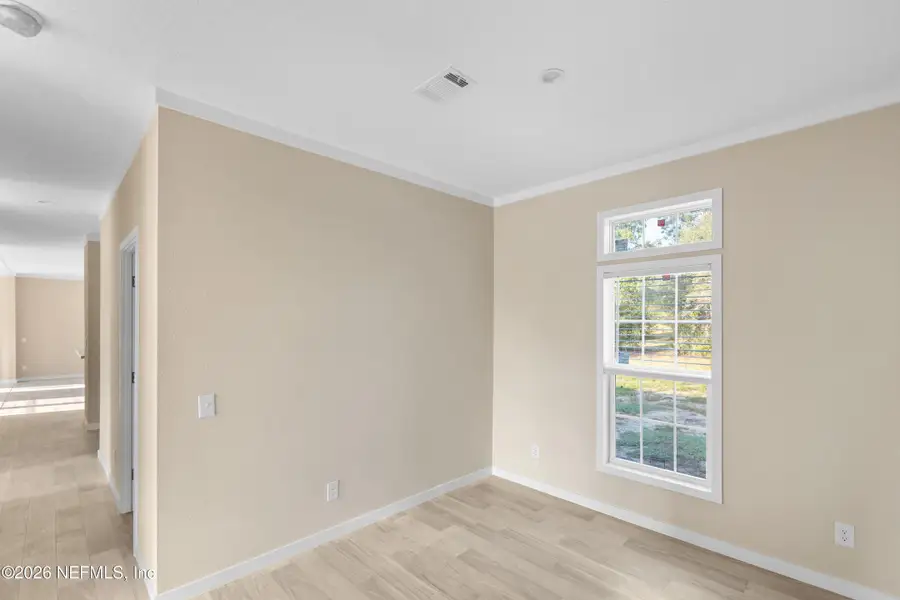 Spacious, unfurnished interior of a new home in , Keystone Heights (Image 21).