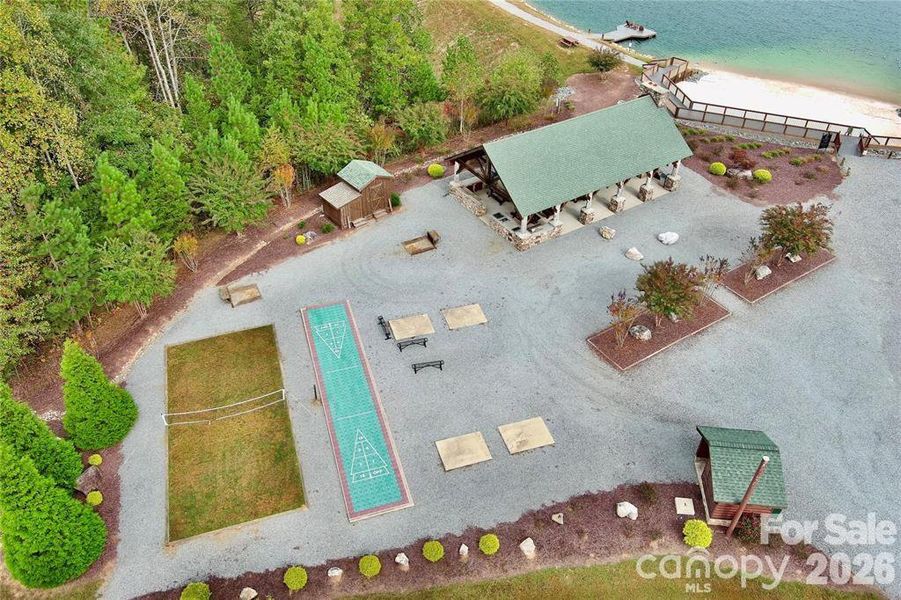 Community amenities in , Nebo (Image 38).