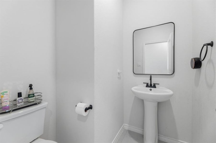 Furnished interior view inside a new home in Spiritas Ranch, Little Elm (Image 8). Furnished interior view inside a new home in Spiritas Ranch, Little Elm (Image 8).