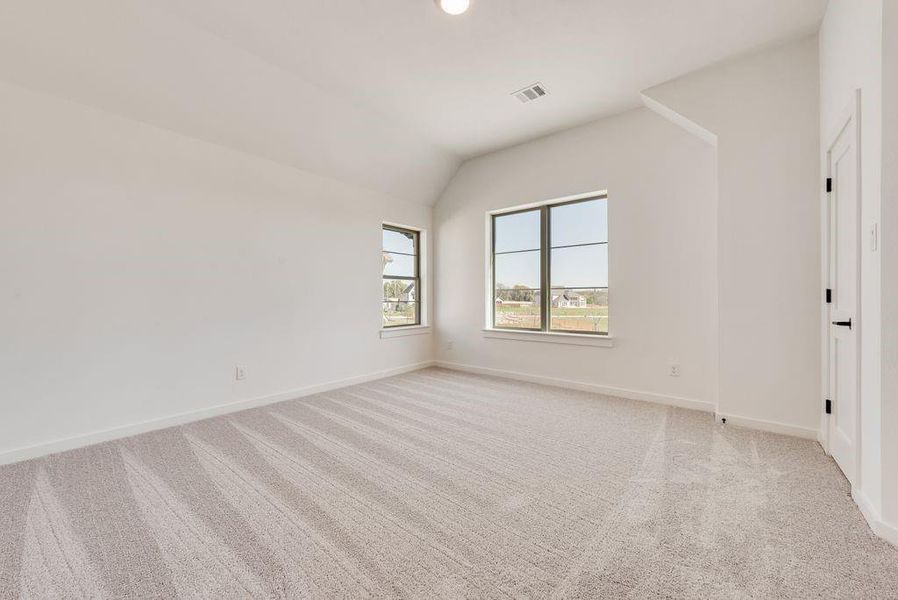 Spacious, unfurnished interior of a new home in Chatham Reserve, Providence Village (Image 29).