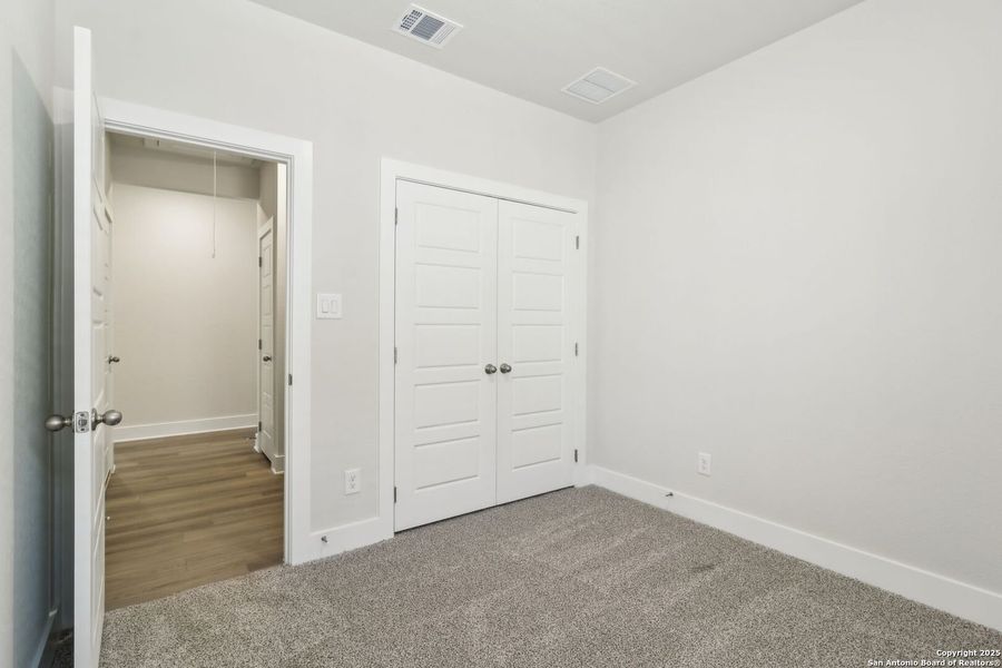 Image 44 of a home in Comanche Ridge.