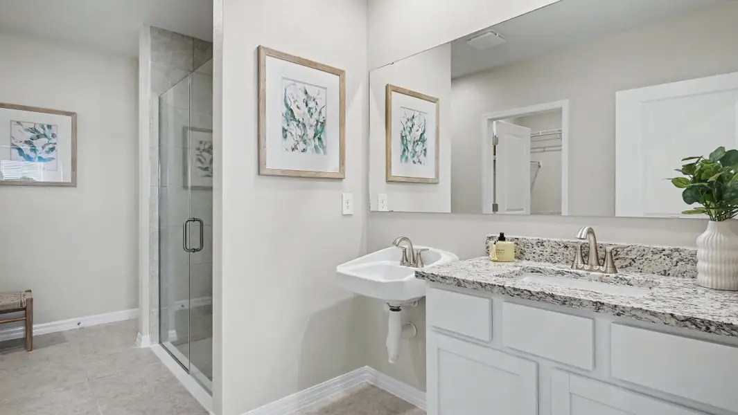 Furnished interior view inside a new home in Malabar Springs, Palm Bay (Image 31).