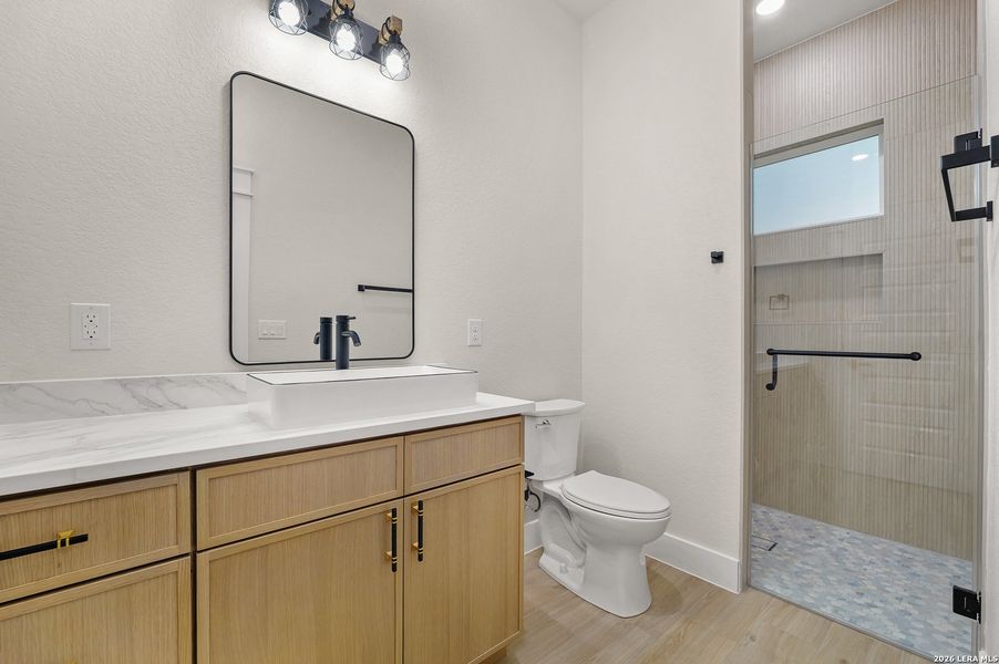Furnished interior view inside a new home in , La Vernia (Image 16).