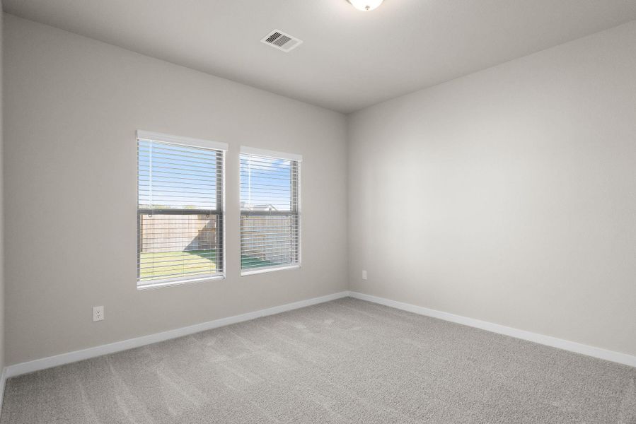 Spacious, unfurnished interior of a new home in Creekhaven, Rosharon (Image 10). Spacious, unfurnished interior of a new home in Creekhaven, Rosharon (Image 10).