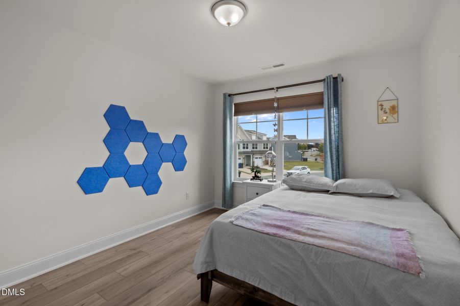 44-web-or-mls-P1091058