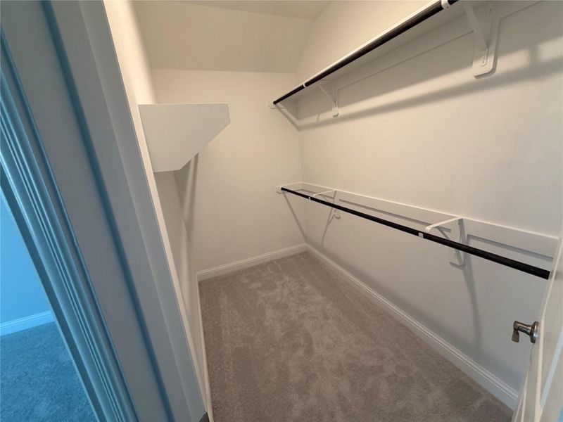 Spacious, unfurnished interior of a new home in Brookewater, Rosenberg (Image 24).