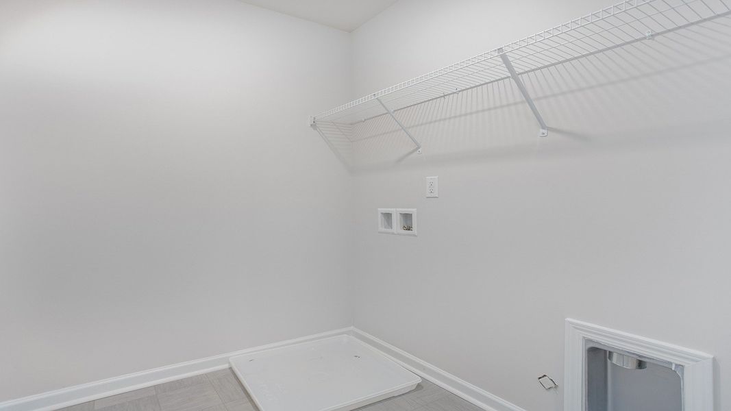 Spacious, unfurnished interior of a new home in Middleton, Greensboro (Image 20).