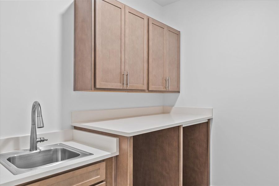 Representative interior finishes for a home built from the Converse Elite by Enchanted Homes in Smokey Hills, Campobello (Image 22).