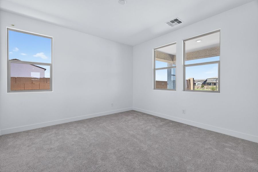 Spacious, unfurnished interior of a new home in The Grove at El Cidro, Goodyear (Image 34).