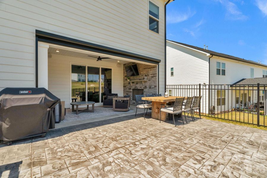 Exterior details and patio area of a home in , Fort Mill (Image 3).