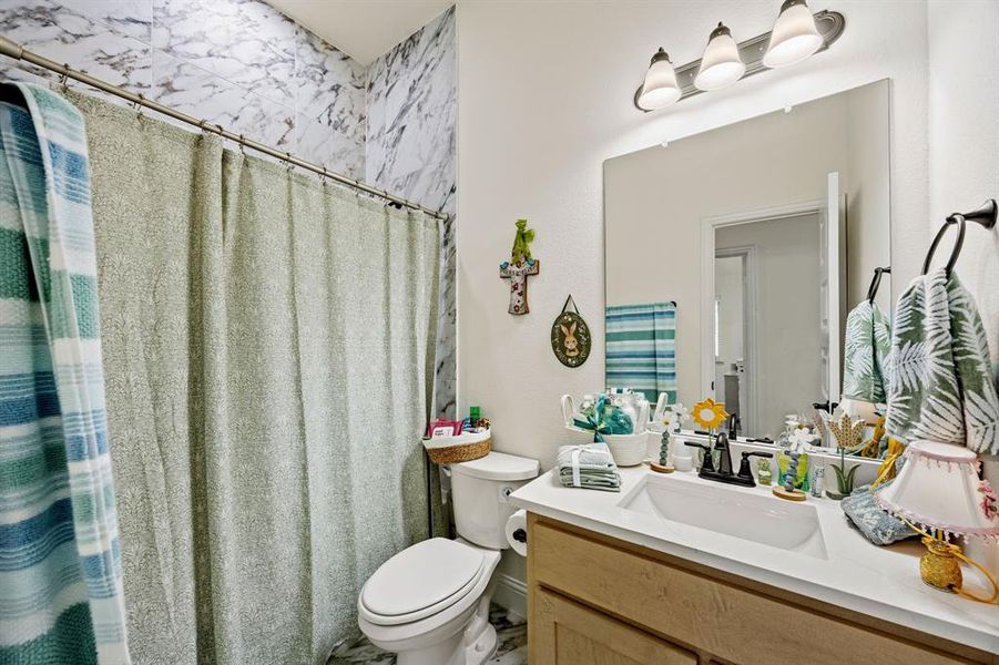 Furnished interior view inside a new home in Stone River Glen, Royse City (Image 14). Furnished interior view inside a new home in Stone River Glen, Royse City (Image 14).