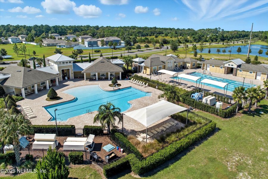 Image 45 of a home in Cross Creek Express.