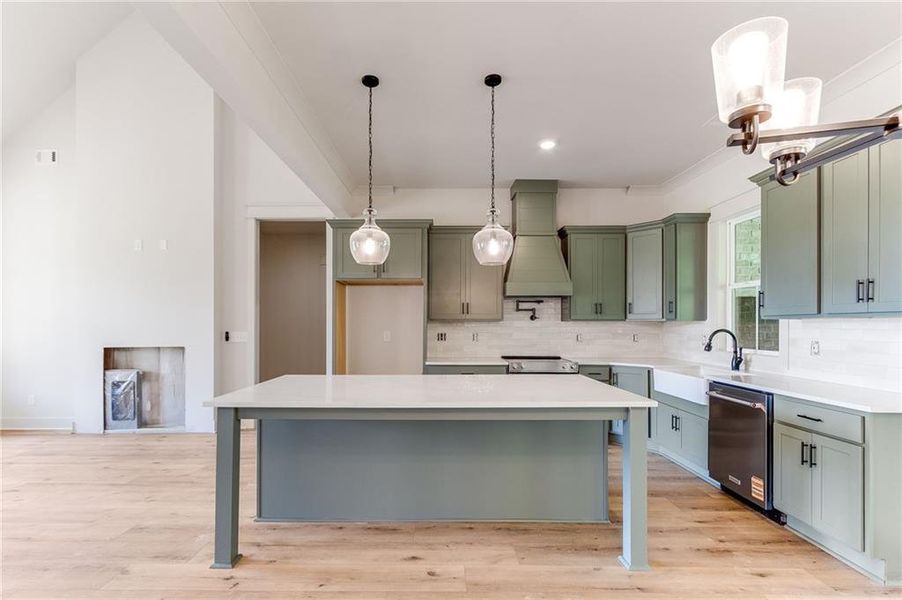 Furnished interior view inside a new home in , Dallas (Image 8).