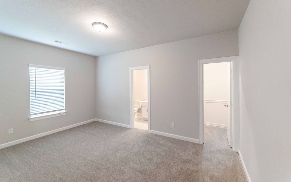 Spacious, unfurnished interior of a new home in Sonoma Verde, Rockwall (Image 22).