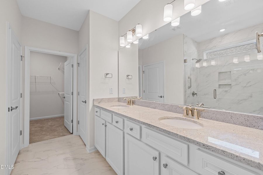 17-8212 White Star Dr_8118