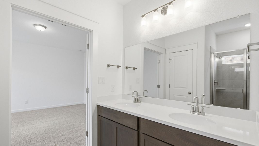 Furnished interior view inside a new home in Creeks Crossing, Elgin (Image 34). Furnished interior view inside a new home in Creeks Crossing, Elgin (Image 34).