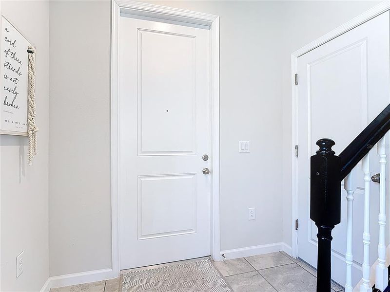 Spacious, unfurnished interior of a new home in , Davenport (Image 24).