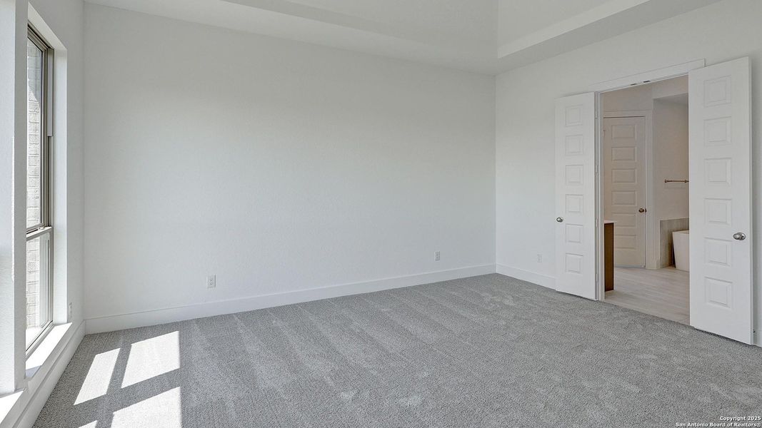 Spacious, unfurnished interior of a new home in Haby Hill 60', San Antonio (Image 29).