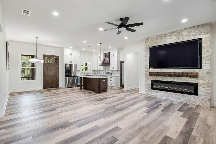 Furnished interior view inside a new home in , Rome (Image 9).
