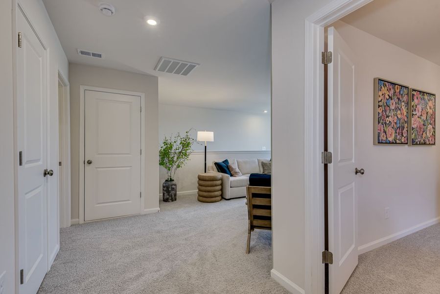 Upper Flex Room