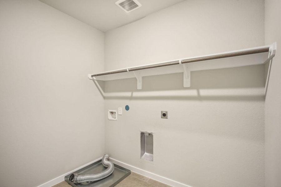 Photo is not of the actual home but is an inspirational photo of builder’s model home and may depict options, furnishings, and/or decorator features that are not included. Photo is not of the actual home but is an inspirational photo of builder’s model home and may depict options, furnishings, and/or decorator features that are not included.