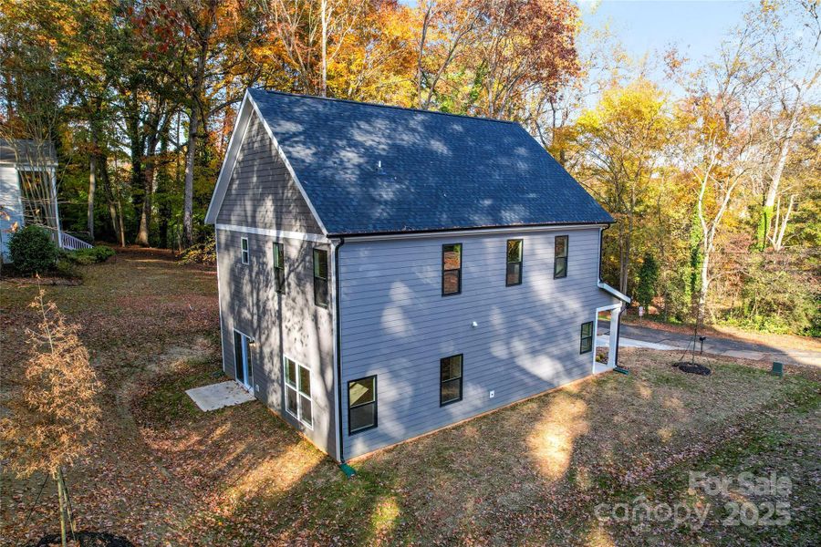 Exterior details and patio area of a home in , Charlotte (Image 17).