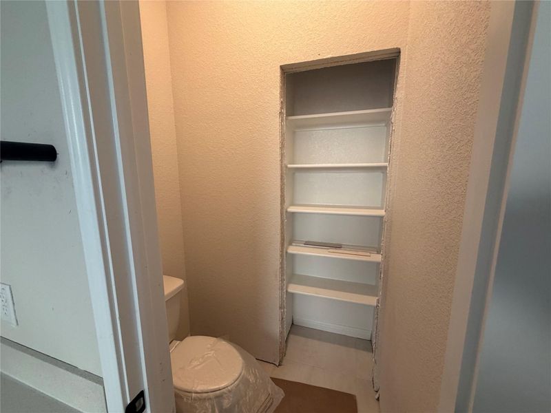 Image 23 of a home in Willow Springs.