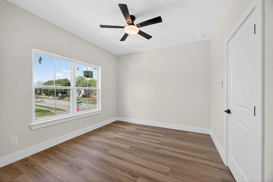 Spacious, unfurnished interior of a new home in , Fort Worth (Image 34).