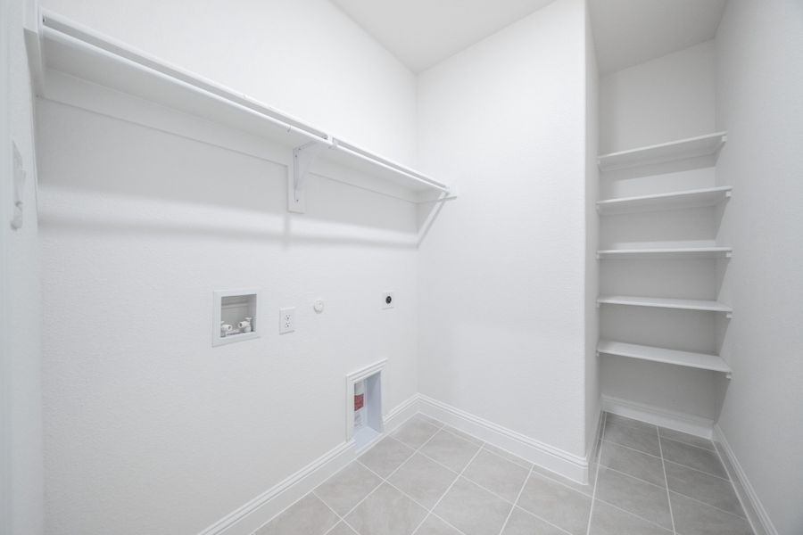Spacious, unfurnished interior of a new home in Churchill, Anna (Image 24). Spacious, unfurnished interior of a new home in Churchill, Anna (Image 24).
