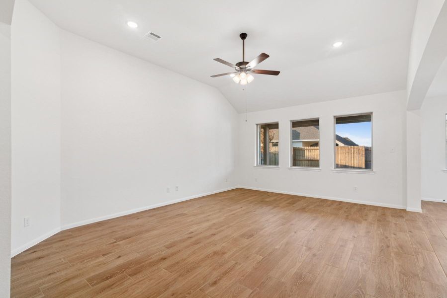 Bright and airy great room (*Photo not of actual home and used for illustration purposes only.)