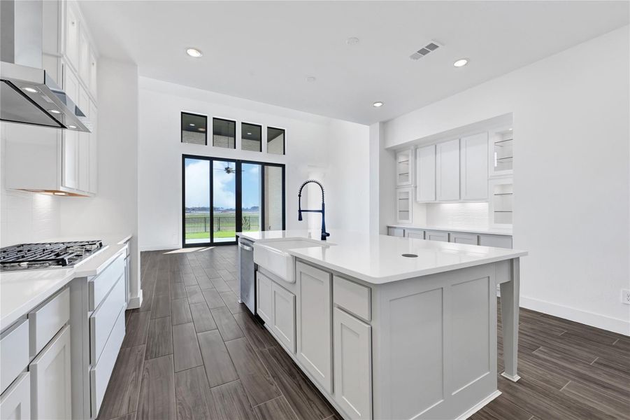Furnished interior view inside a new home in Cross Creek West, Fulshear (Image 7).