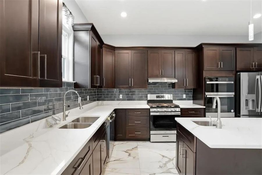 Furnished interior view inside a new home in , Grayson (Image 9).