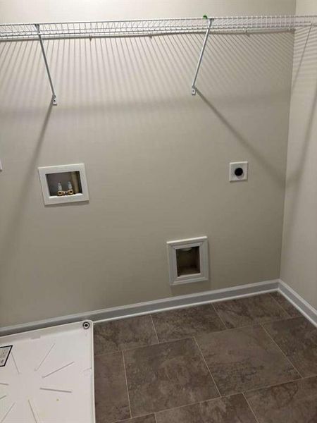 Spacious, unfurnished interior of a new home in , Jonesboro (Image 10).
