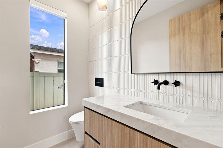 Furnished interior view inside a new home in , Tampa (Image 15).