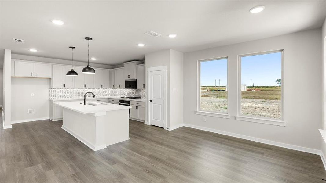 15. 1319 Ackerman - Dining (3) 15. 1319 Ackerman - Dining (3)