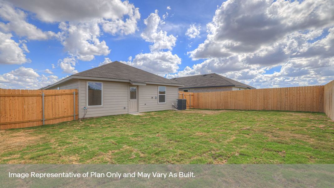 Representative exterior details of a home built from the The Caprock by D.R. Horton in Arroyo Ranch, Seguin (Image 3). Representative exterior details of a home built from the The Caprock by D.R. Horton in Arroyo Ranch, Seguin (Image 3).