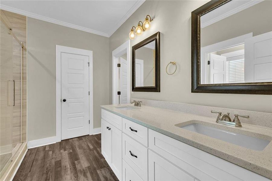 Furnished interior view inside a new home in , Macon (Image 14).