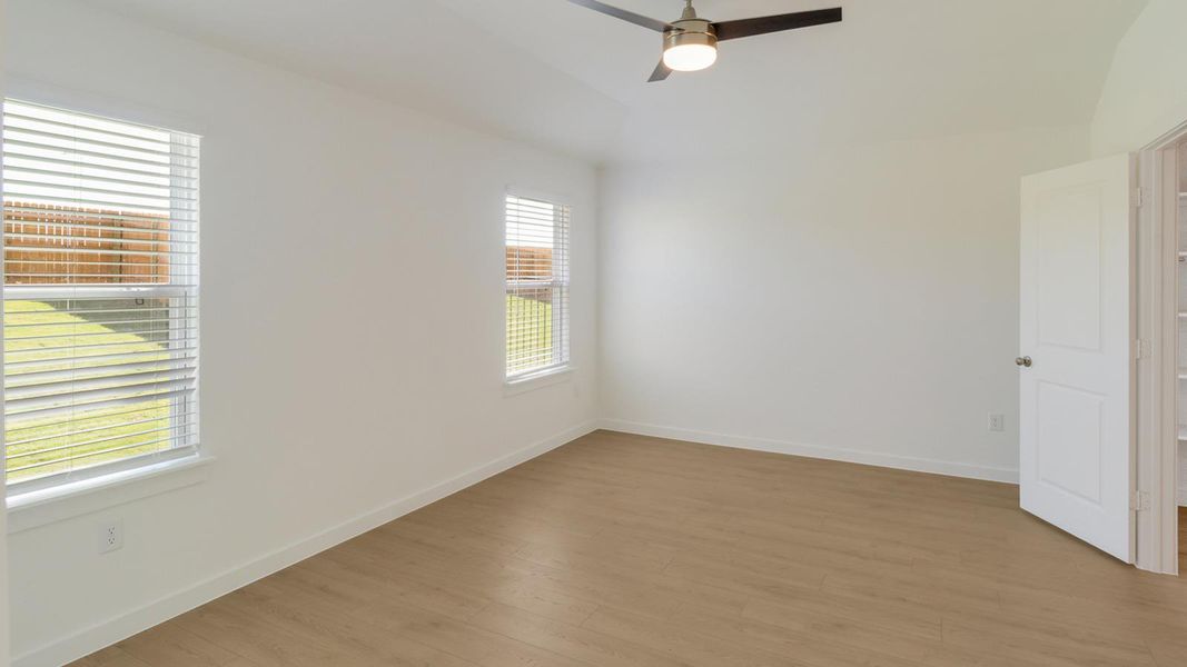 Spacious, unfurnished interior of a new home in Trails at Wildhorse, Austin (Image 7).