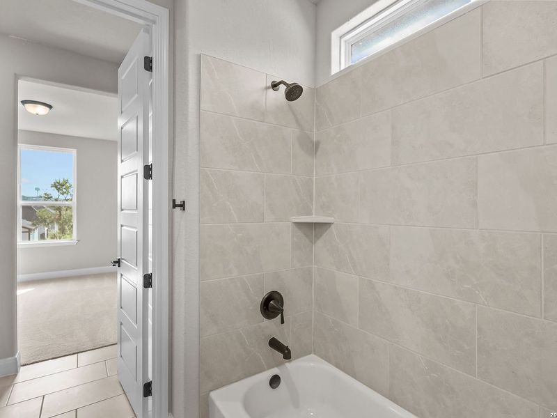 Close-up of interior finishes inside a home in Potranco Oaks, Castroville (Image 21).