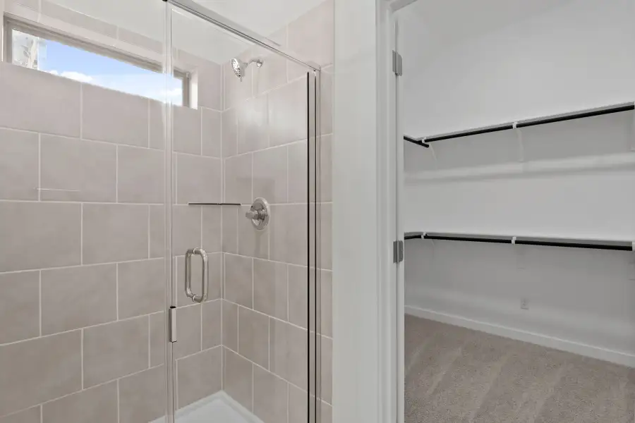 Primary Bathroom in the Pecan II home plan by Trophy Signature Homes – REPRESENTATIVE PHOTO Primary Bathroom in the Pecan II home plan by Trophy Signature Homes – REPRESENTATIVE PHOTO