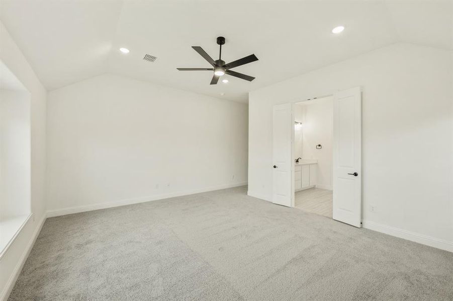 Spacious, unfurnished interior of a new home in Wildflower Ranch 60-65, Justin (Image 21). Spacious, unfurnished interior of a new home in Wildflower Ranch 60-65, Justin (Image 21).